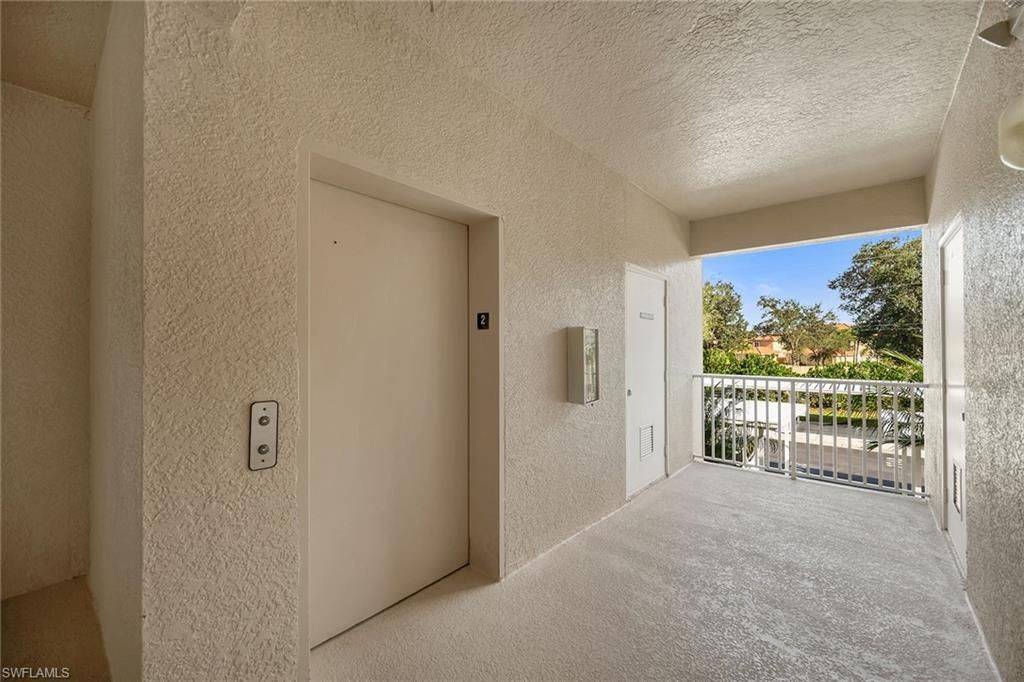 2740 Cypress Trace Cir, Unit 2725, Naples, FL 34119 Photo