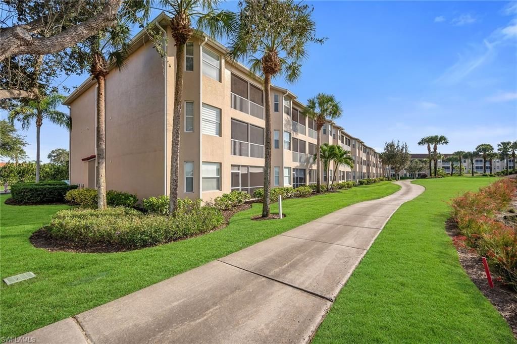 2740 Cypress Trace Cir, Unit 2725, Naples, FL 34119 Photo