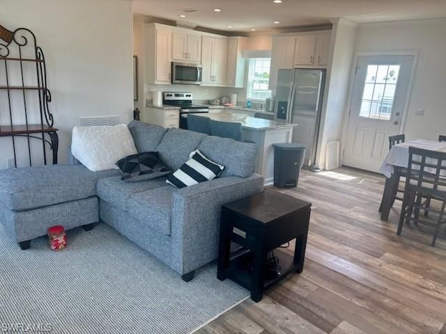302 Shoreland Dr, Fort Myers, FL 33905 Photo