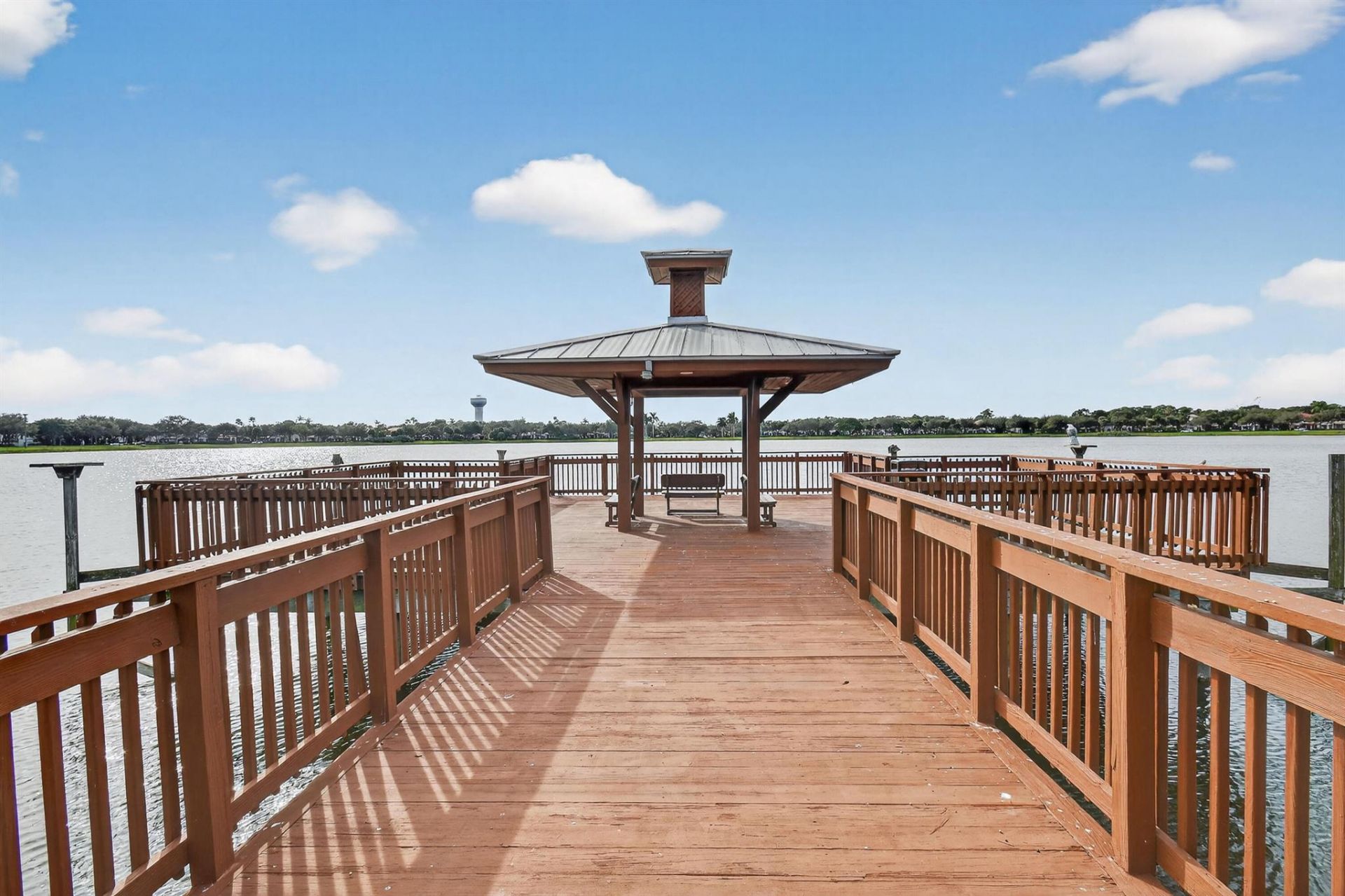 916 Mill Creek Drive, Palm Beach Gardens, FL 33410 Photo