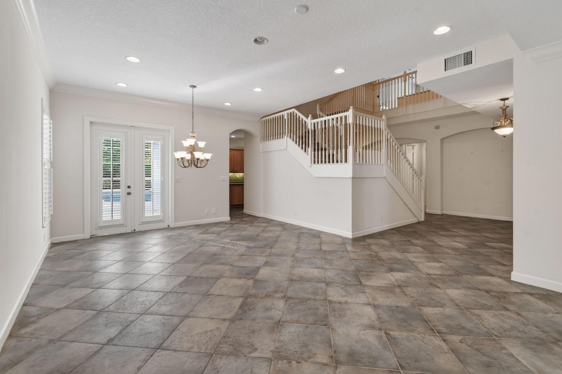 916 Mill Creek Drive, Palm Beach Gardens, FL 33410 Photo