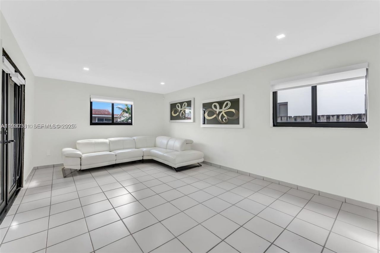 1417 SW 139 Ave , Miami, FL 33184 Photo