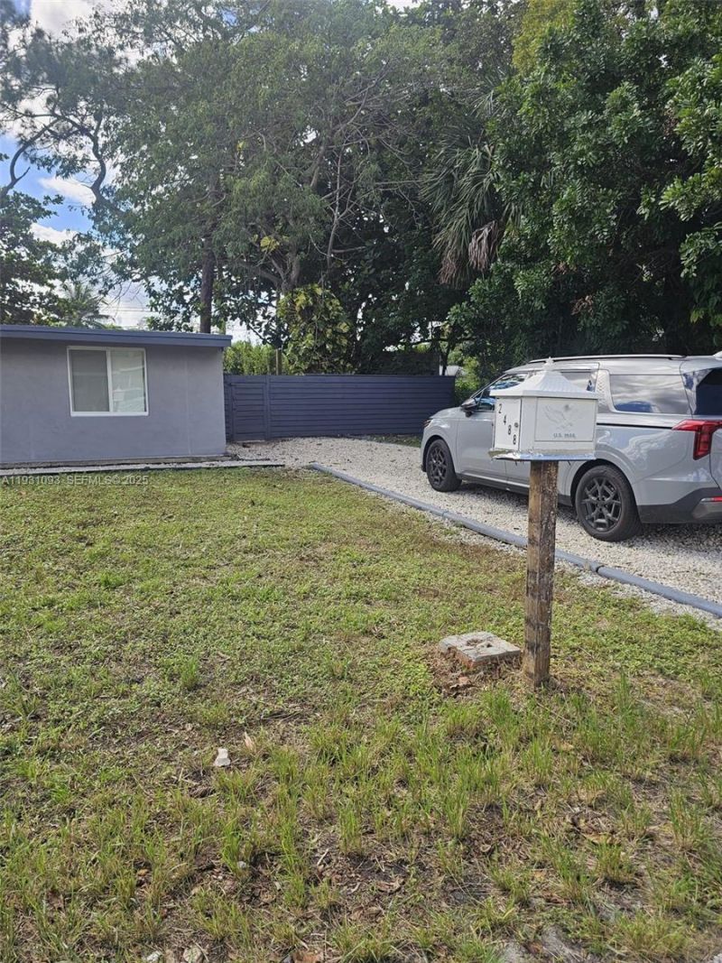 2488 SW 6th Ct , Fort Lauderdale, FL 33312 Photo