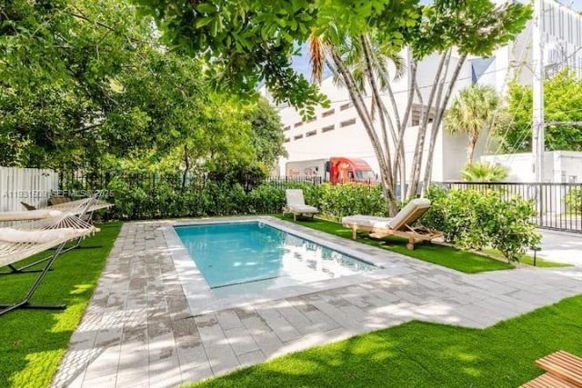 1020 6th St, Miami Beach, FL 33139 Photo