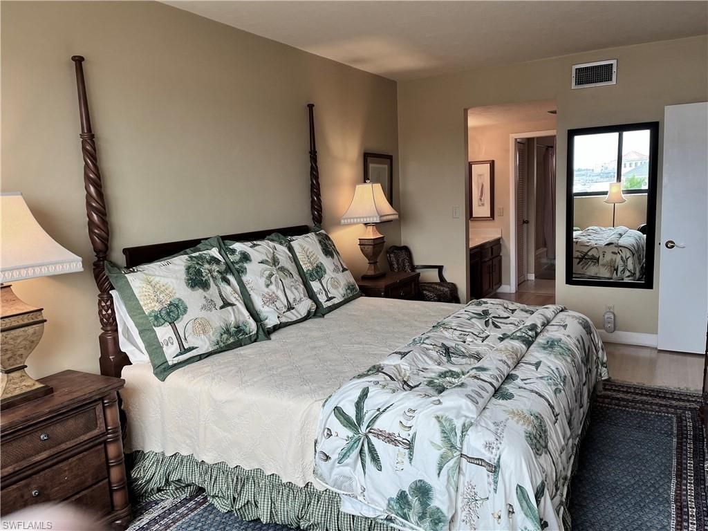 807 River Point Dr, Unit 304D, Naples, FL 34102 Photo