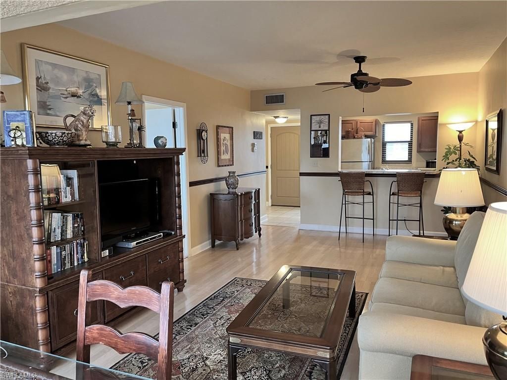 807 River Point Dr, Unit 304D, Naples, FL 34102 Photo