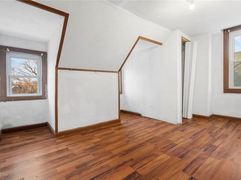 10624 Grantwood Avenue, Cleveland, OH 44108 Photo 23