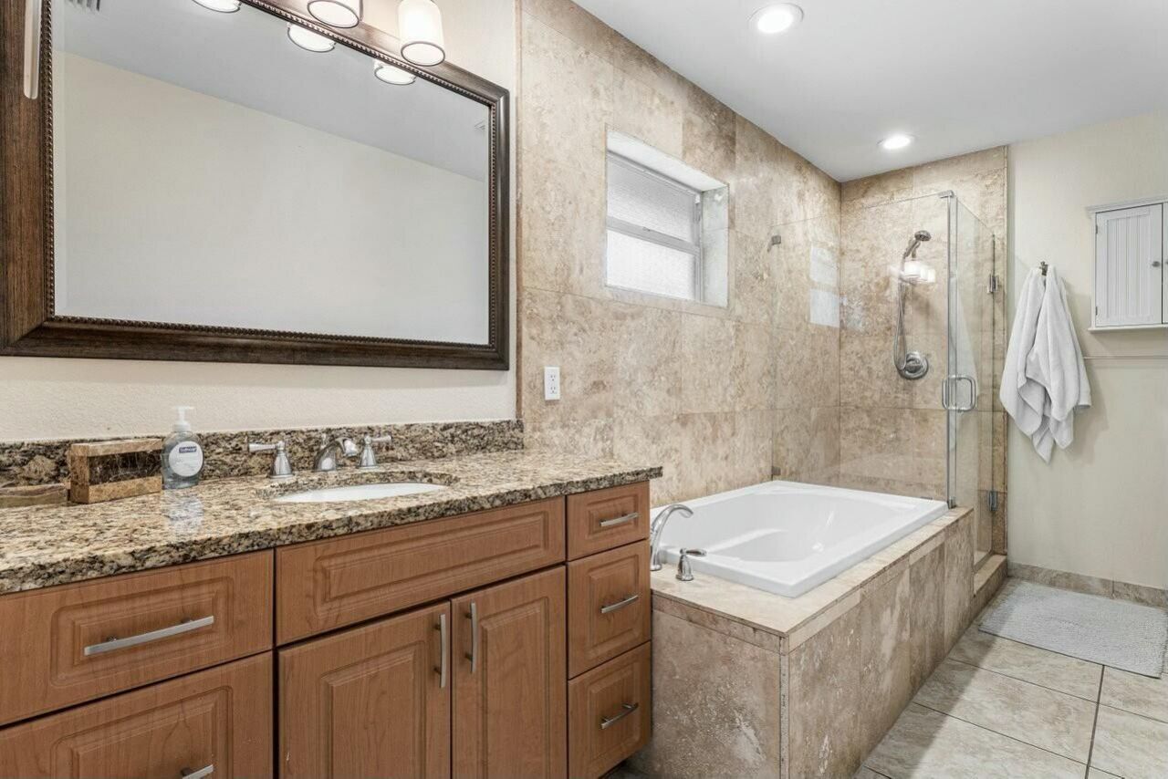 921 Cypress Drive, Delray Beach, FL 33483 Photo