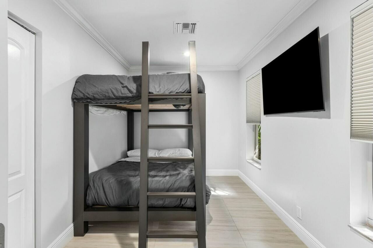 921 Cypress Drive, Delray Beach, FL 33483 Photo