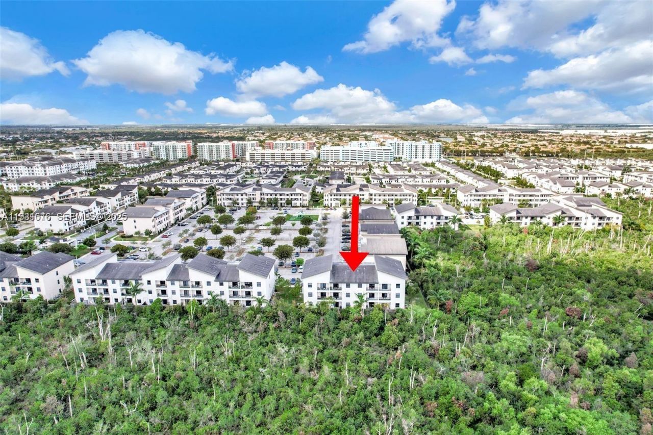 8025 NW 104th Ave, Unit 23, Doral, FL 33178 Photo
