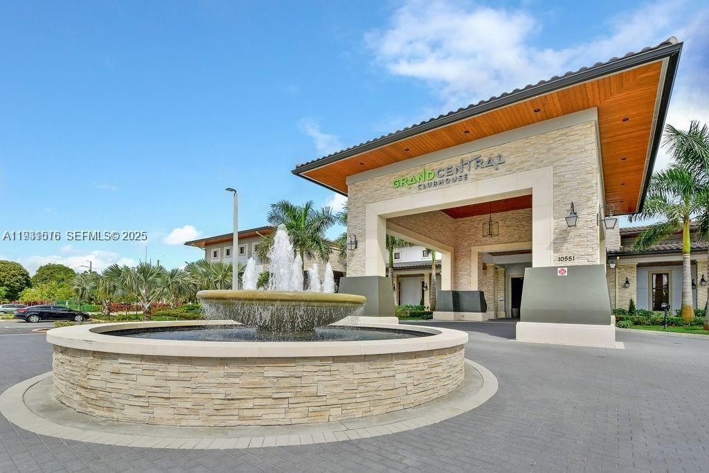 8025 NW 104th Ave, Unit 23, Doral, FL 33178 Photo