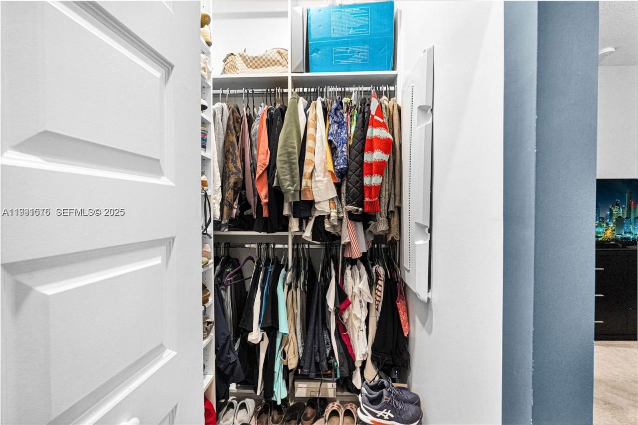 8025 NW 104th Ave, Unit 23, Doral, FL 33178 Photo