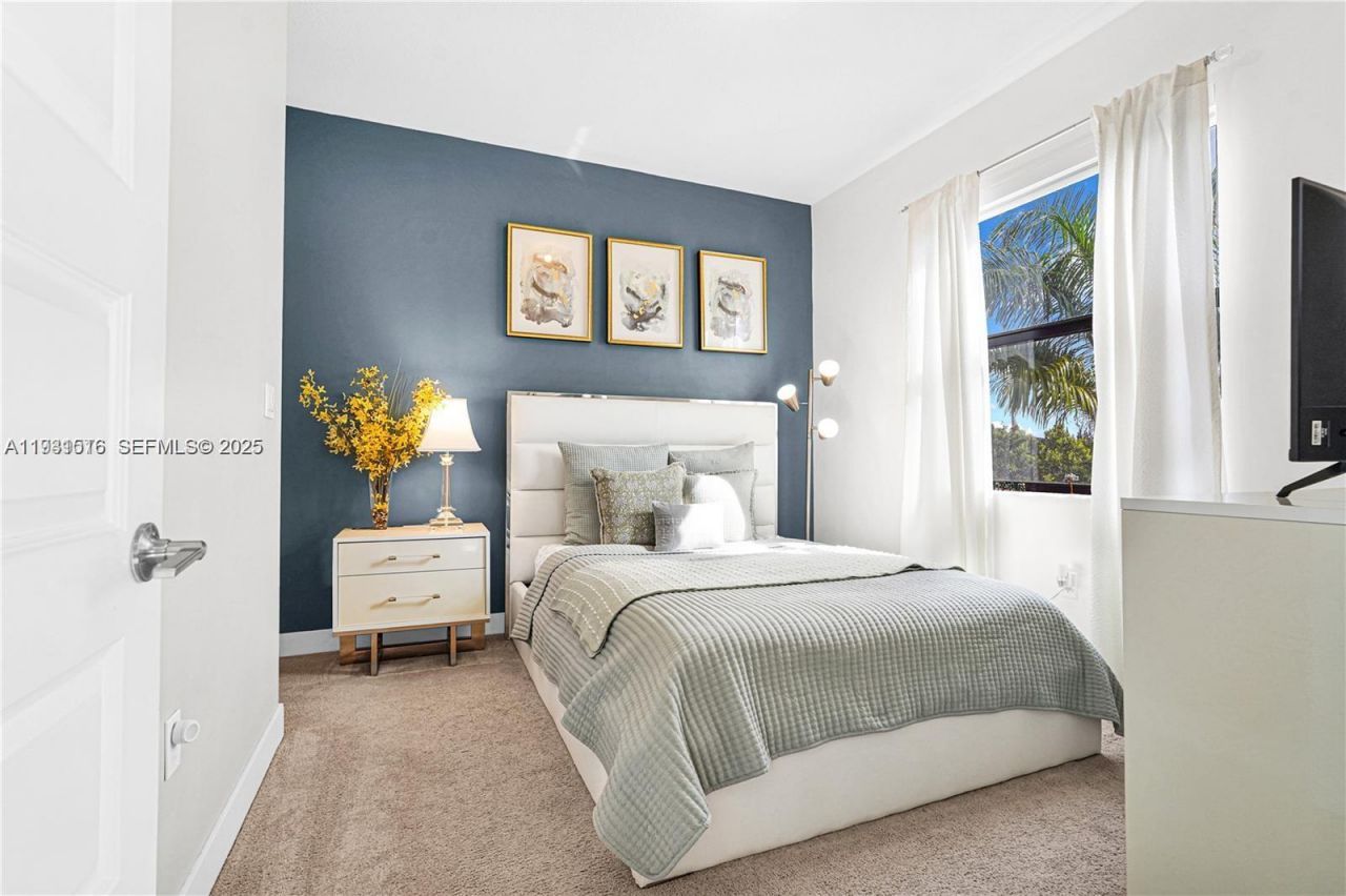 8025 NW 104th Ave, Unit 23, Doral, FL 33178 Photo