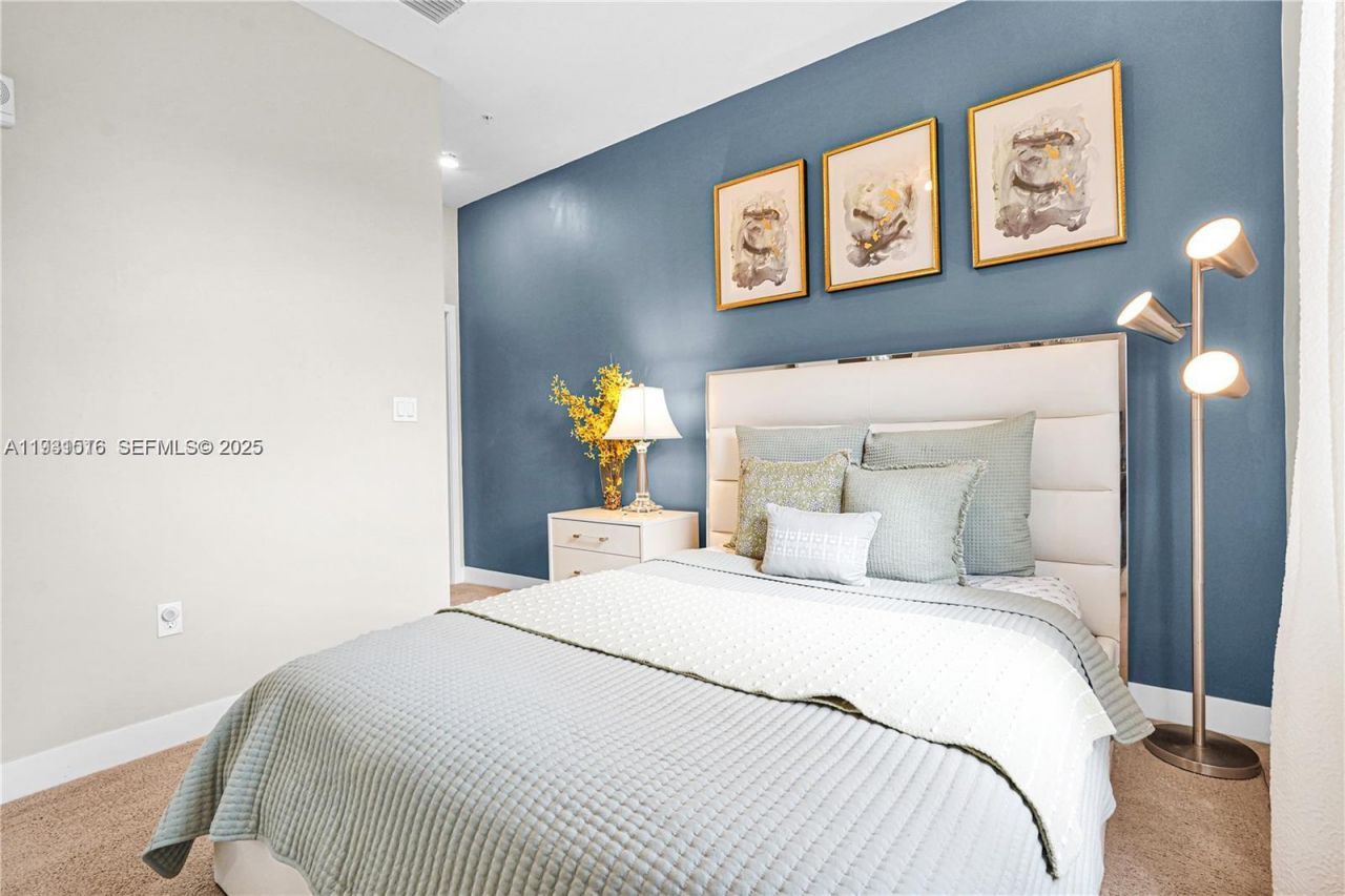 8025 NW 104th Ave, Unit 23, Doral, FL 33178 Photo