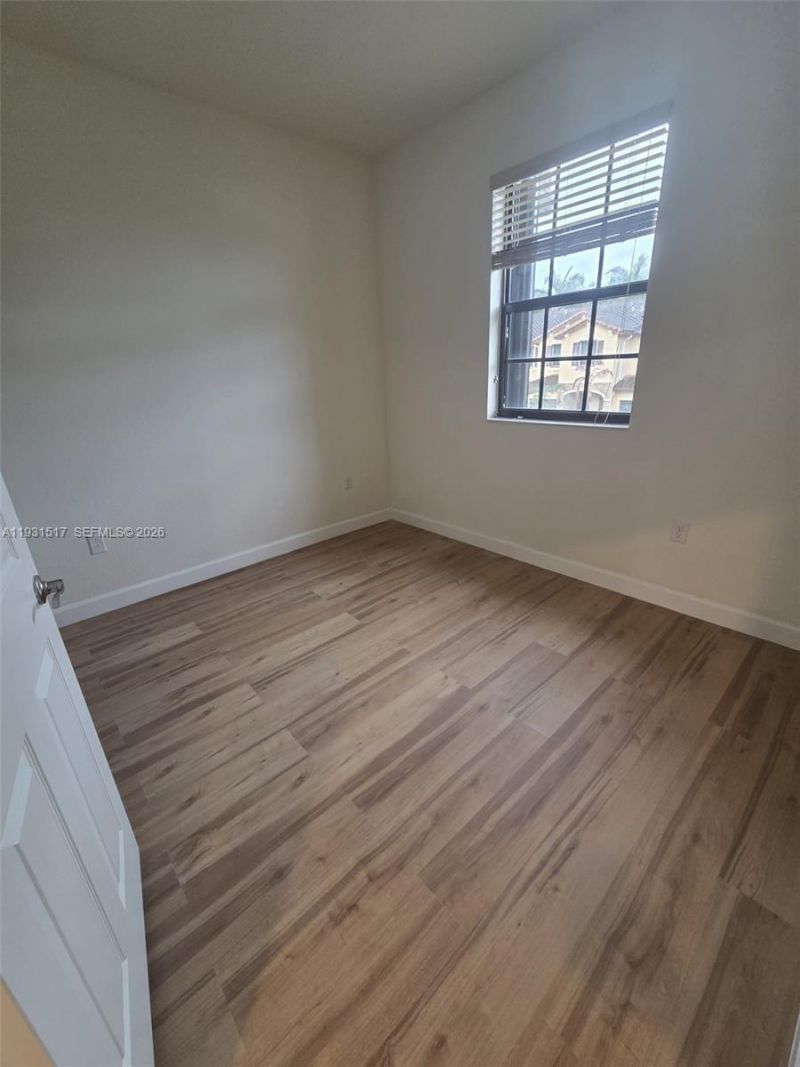 105 SE 33rd Ter, Unit 105, Homestead, FL 33033 Photo