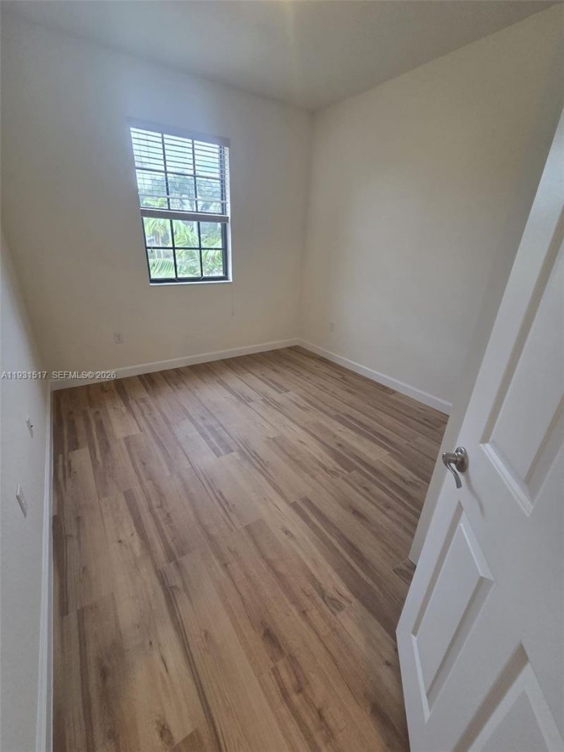 105 SE 33rd Ter, Unit 105, Homestead, FL 33033 Photo