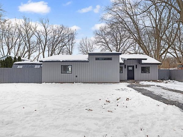 30372 N Meadow Brook Lane, Elkhart, IN 46514