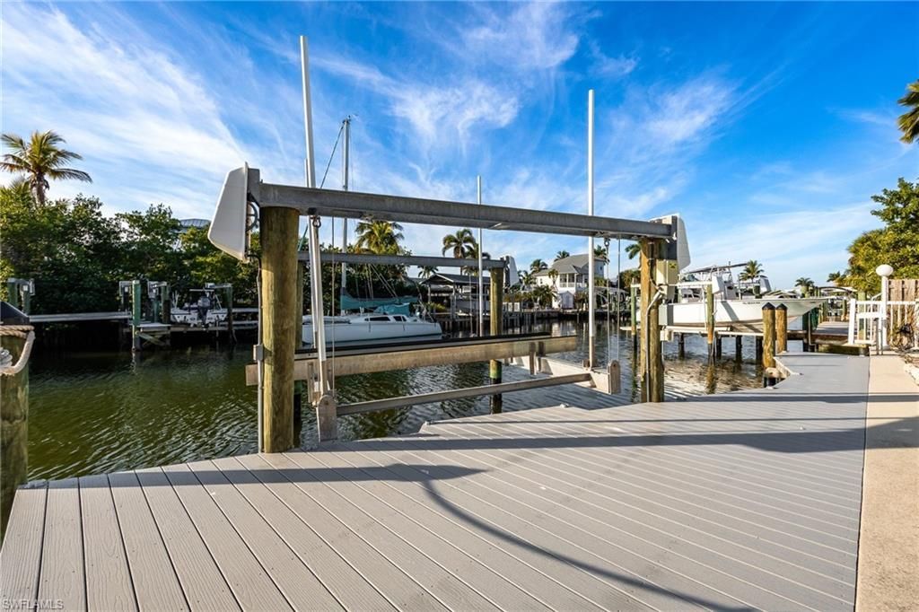 3571 Emerald Ave, Saint James City, FL 33956 Photo