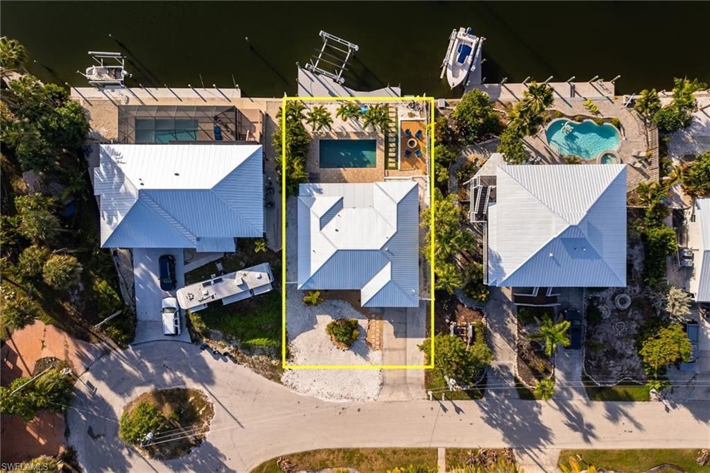 3571 Emerald Ave, Saint James City, FL 33956 Photo