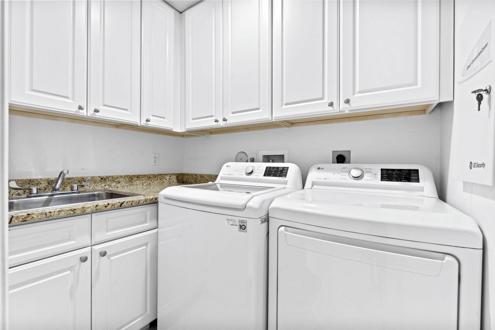 305 E Ocean Avenue, Unit Th-7, Lantana, FL 33462 Photo