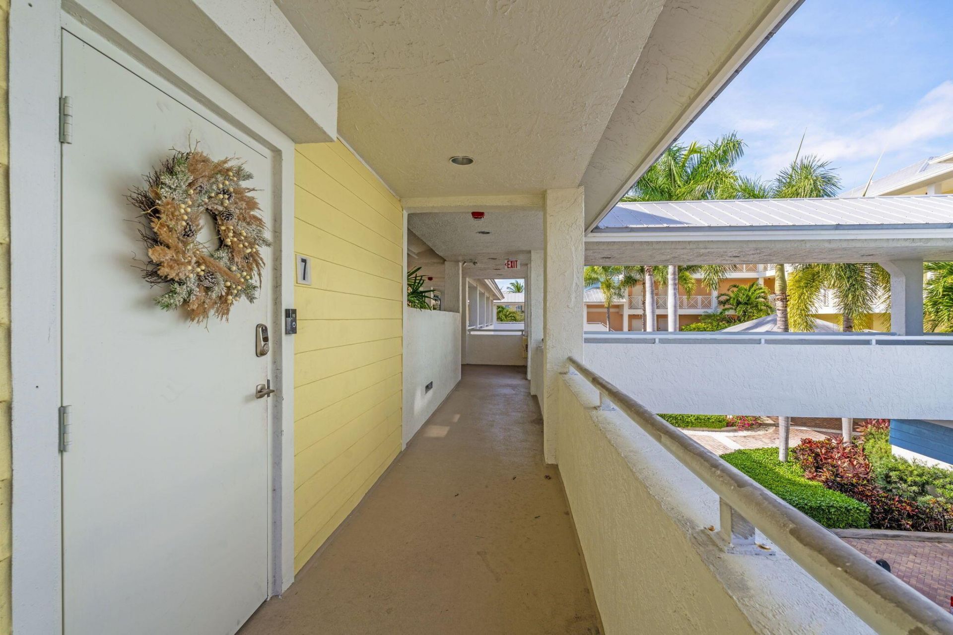 305 E Ocean Avenue, Unit Th-7, Lantana, FL 33462 Photo