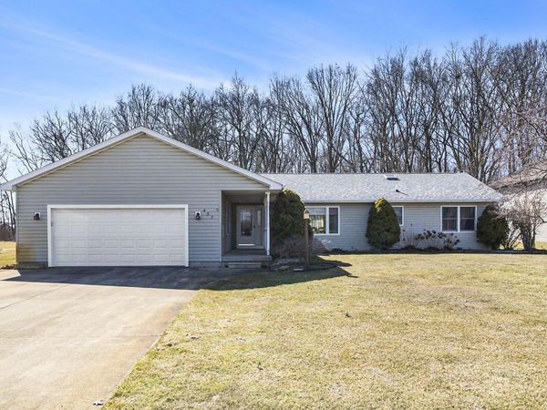 437 Kenaston Drive, Coldwater, MI 49036