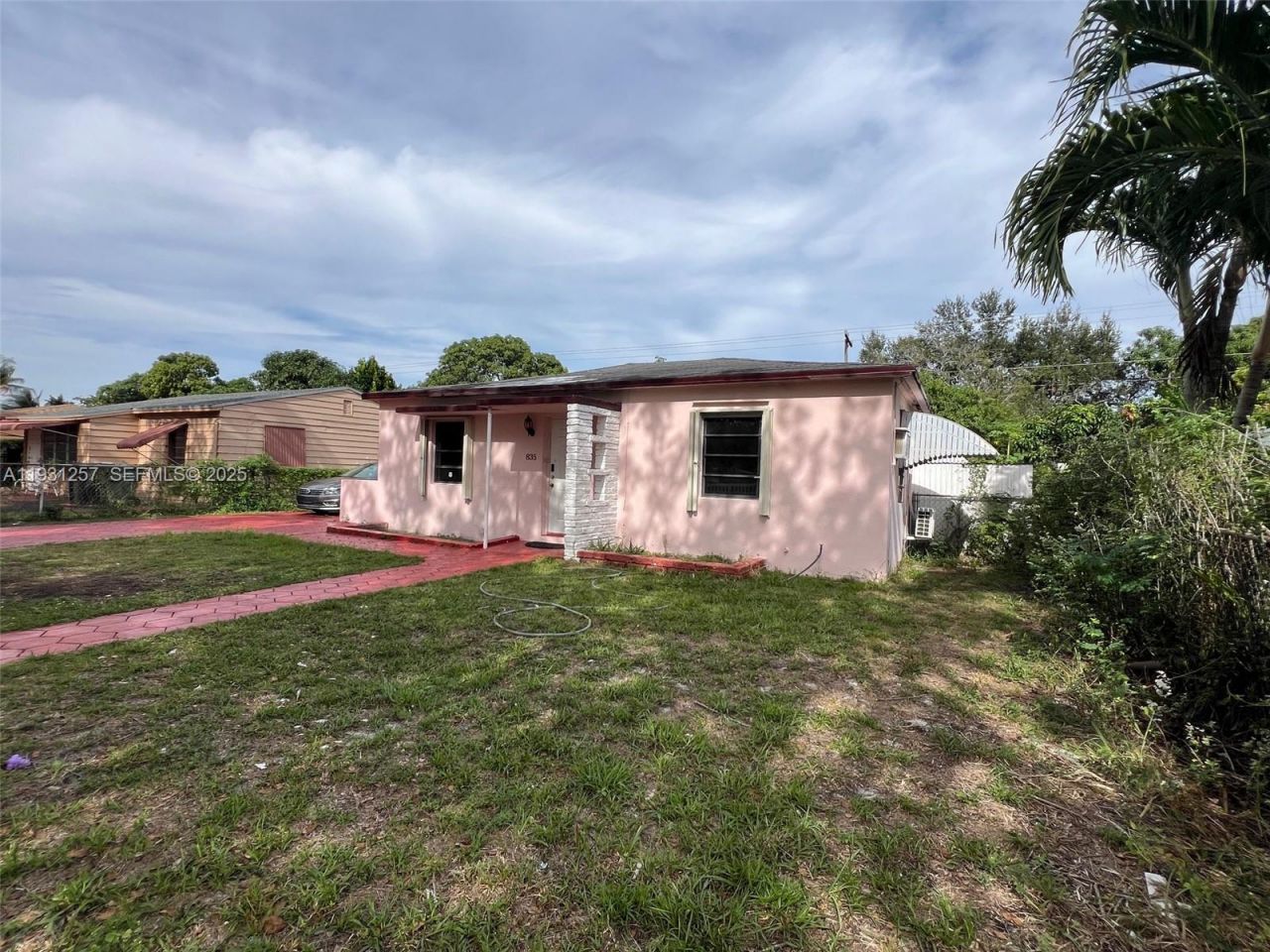 835 NW 126th St, North Miami, FL 33168 Photo