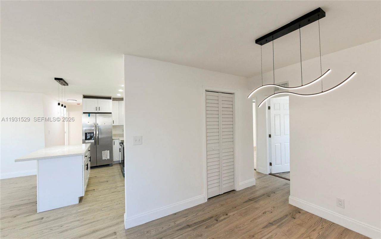 2572 NW 20th St, Fort Lauderdale, FL 33311 Photo