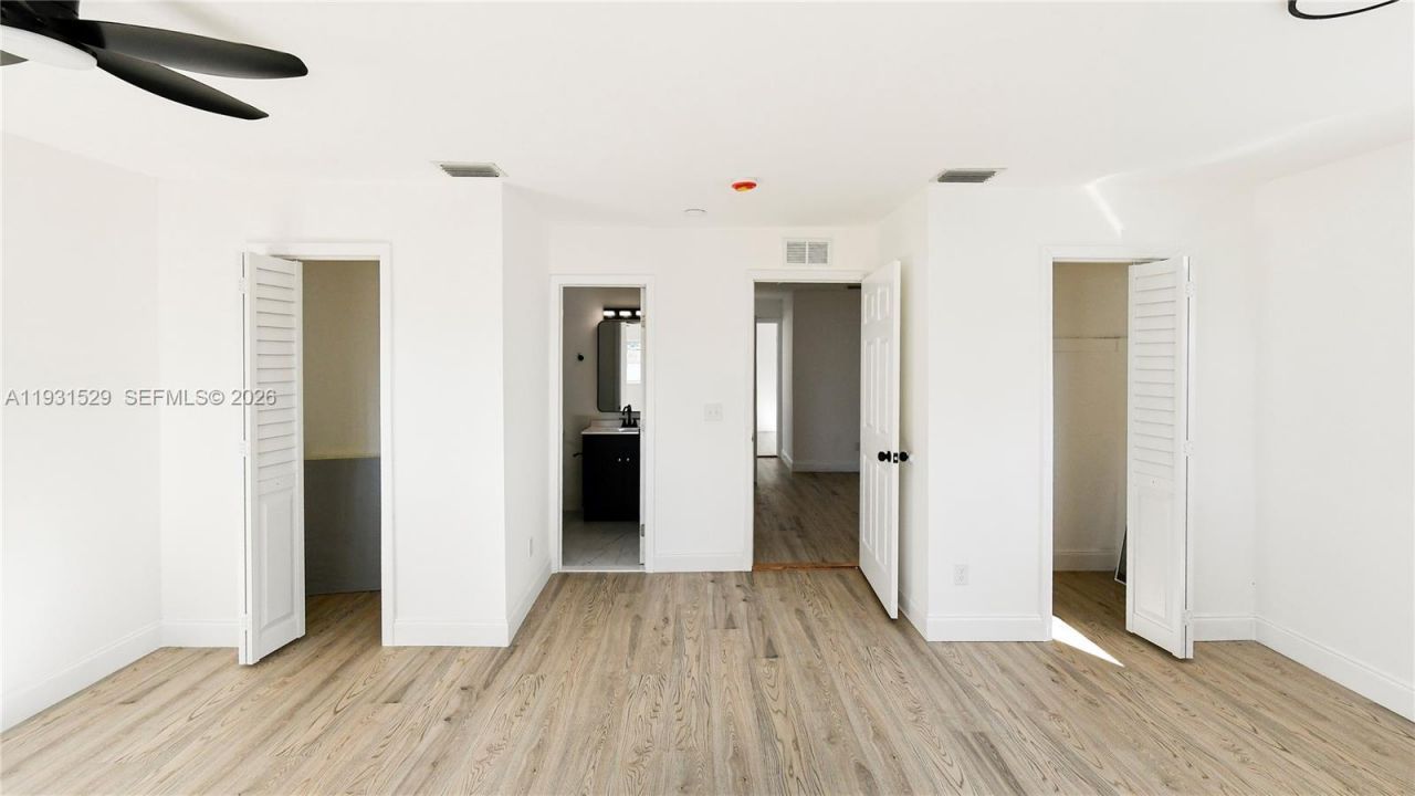 2572 NW 20th St, Fort Lauderdale, FL 33311 Photo