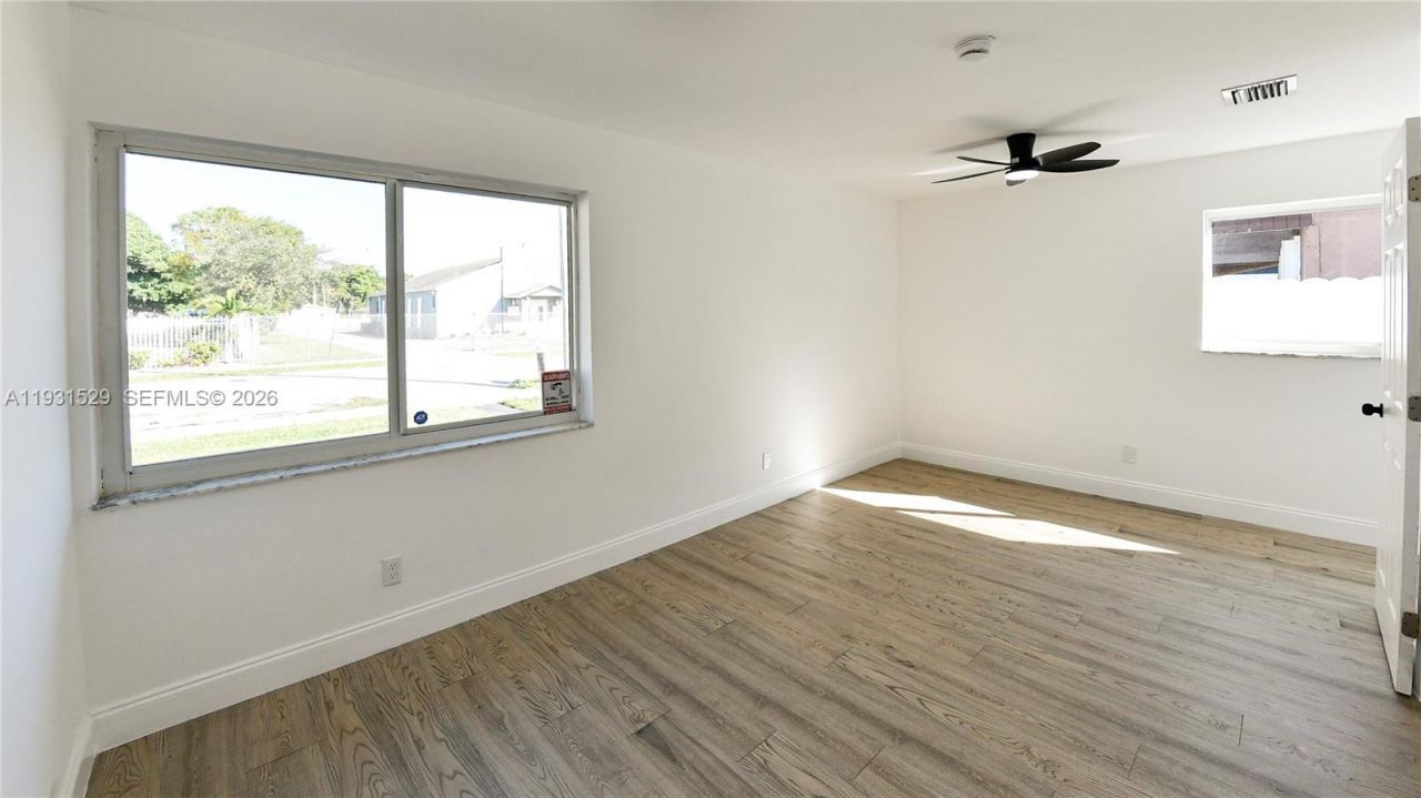 2572 NW 20th St, Fort Lauderdale, FL 33311 Photo