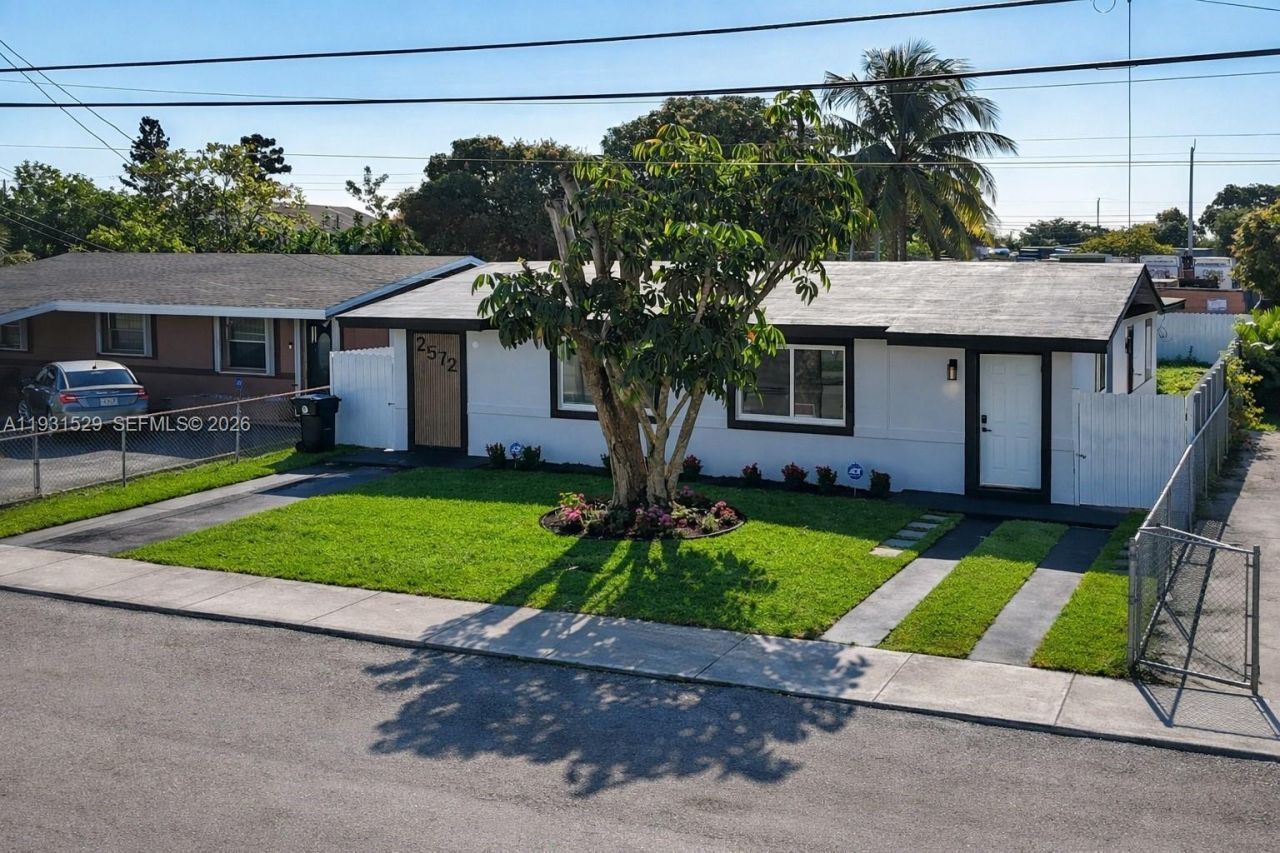 2572 NW 20th St, Fort Lauderdale, FL 33311 Photo