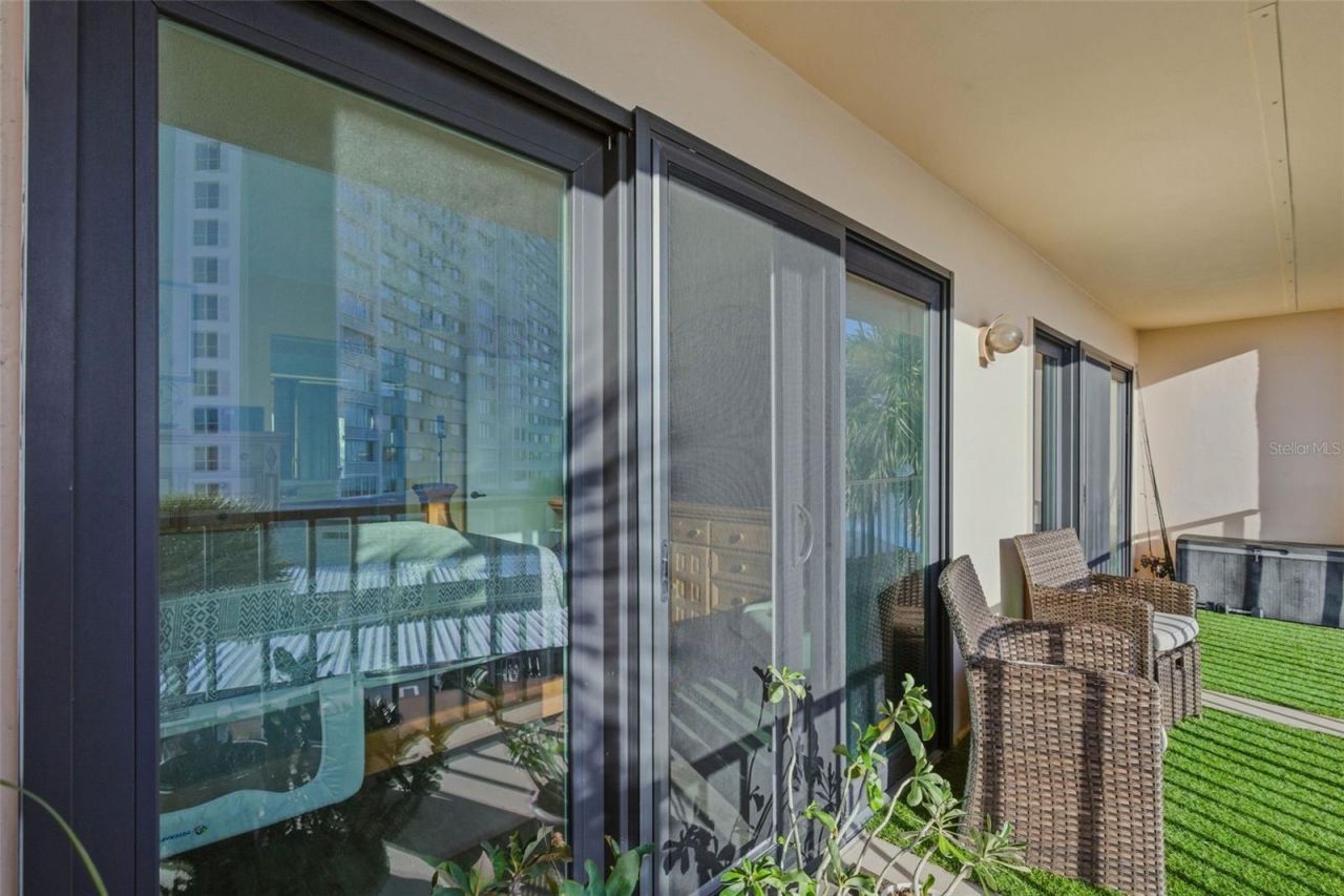 51 Island Way, Unit 311, Clearwater Beach, FL 33767 Photo