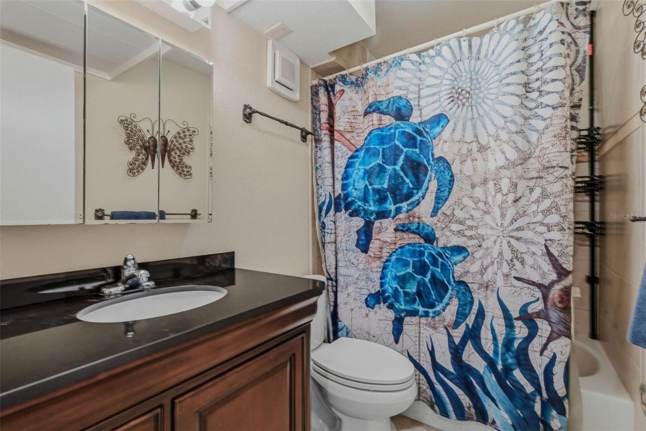51 Island Way, Unit 311, Clearwater Beach, FL 33767 Photo