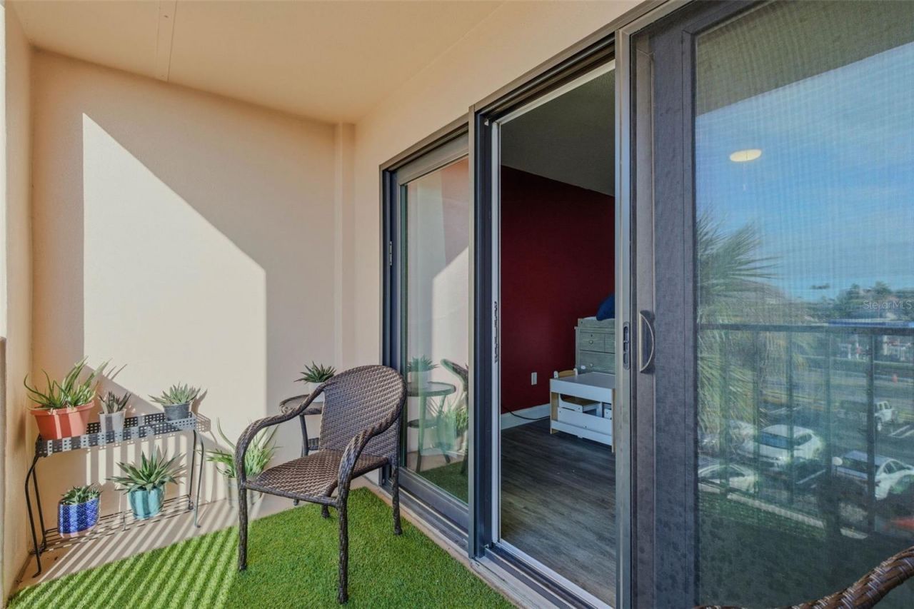 51 Island Way, Unit 311, Clearwater Beach, FL 33767 Photo