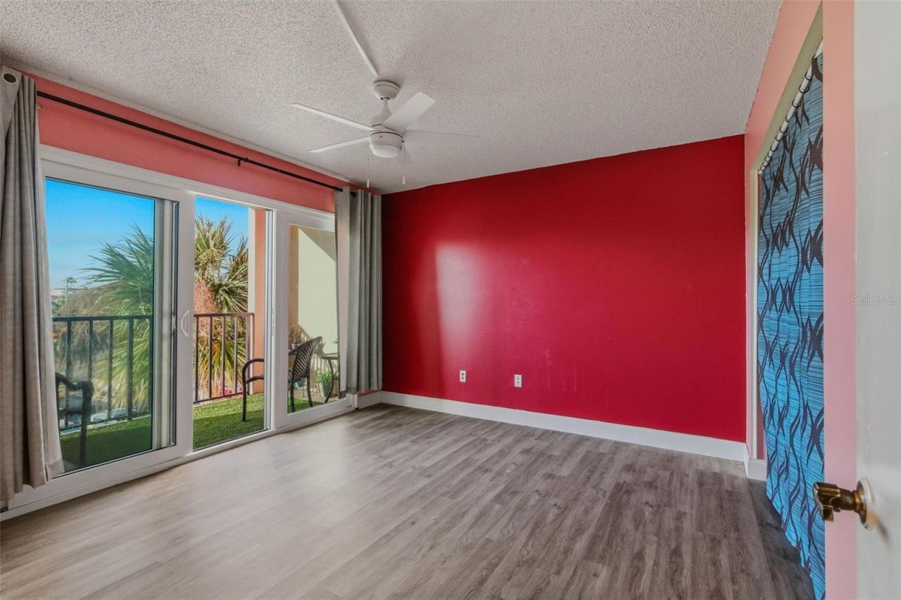 51 Island Way, Unit 311, Clearwater Beach, FL 33767 Photo