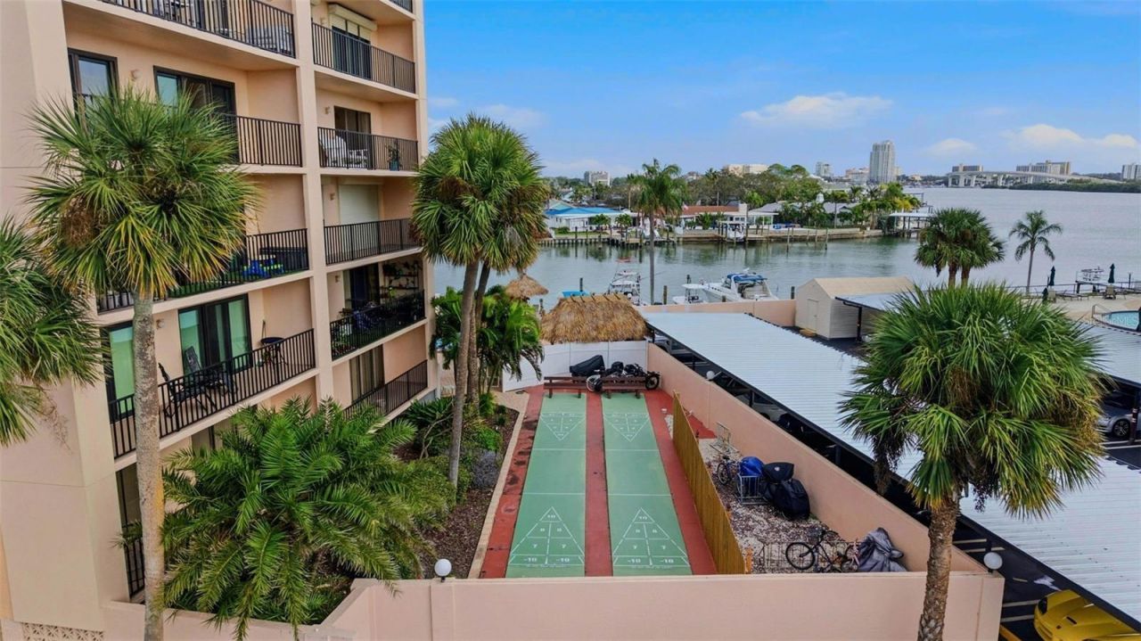 51 Island Way, Unit 311, Clearwater Beach, FL 33767 Photo