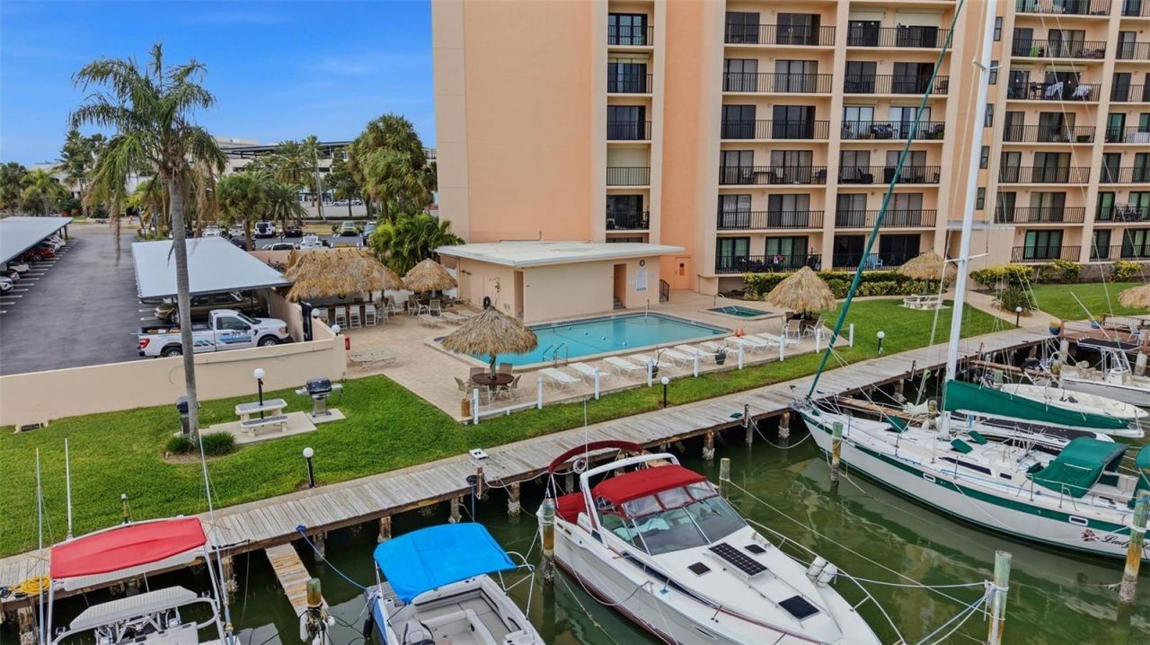 51 Island Way, Unit 311, Clearwater Beach, FL 33767 Photo