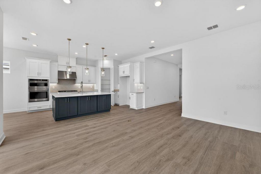 13709 Iona Avenue, Palmetto, FL 34221 Photo