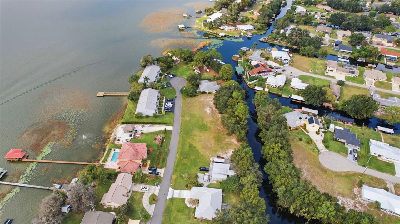 183 Blue Moon Avenue, Lake Placid, FL 33852 Photo