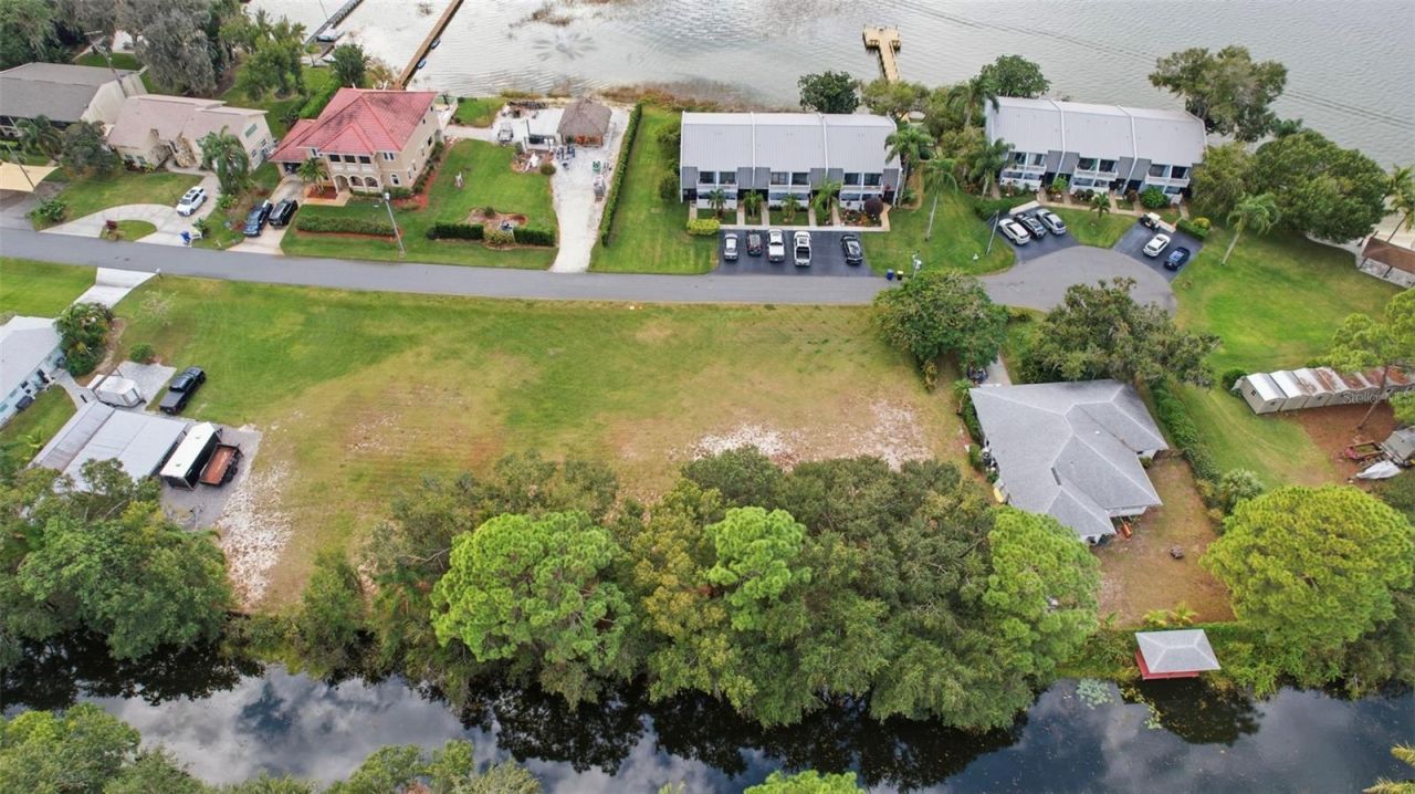 183 Blue Moon Avenue, Lake Placid, FL 33852 Photo