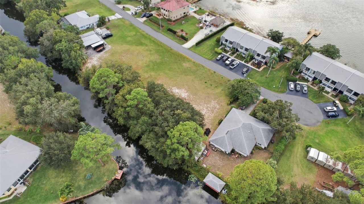 183 Blue Moon Avenue, Lake Placid, FL 33852 Photo