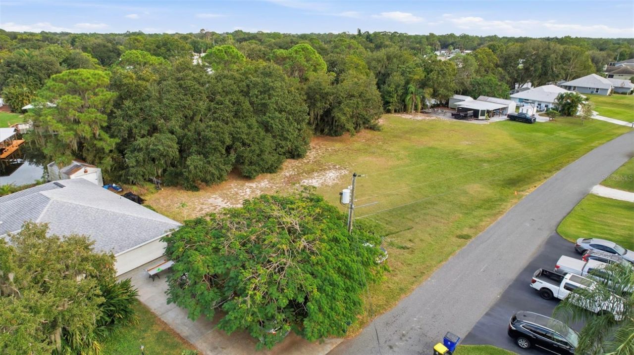 183 Blue Moon Avenue, Lake Placid, FL 33852 Photo