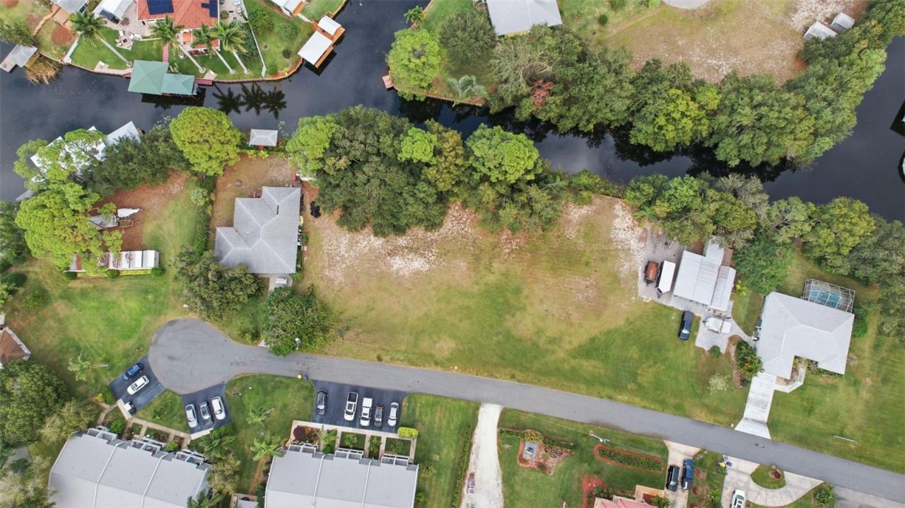 183 Blue Moon Avenue, Lake Placid, FL 33852 Photo