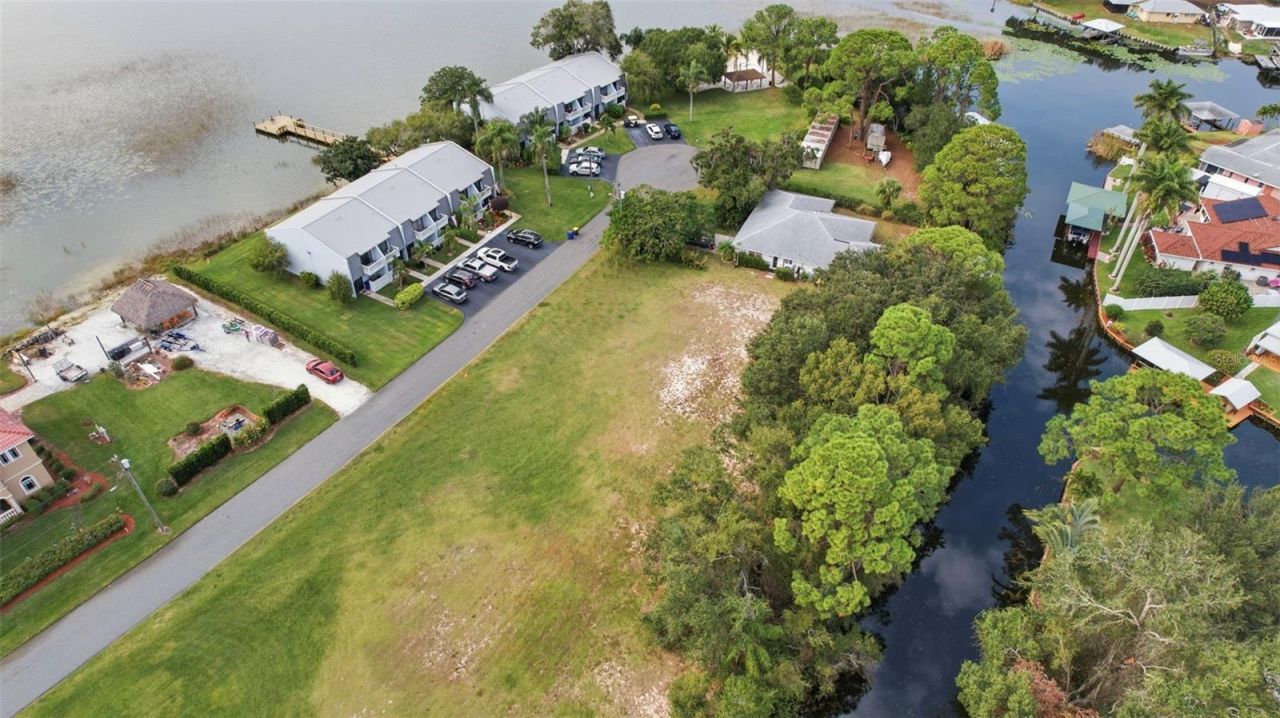 183 Blue Moon Avenue, Lake Placid, FL 33852 Photo