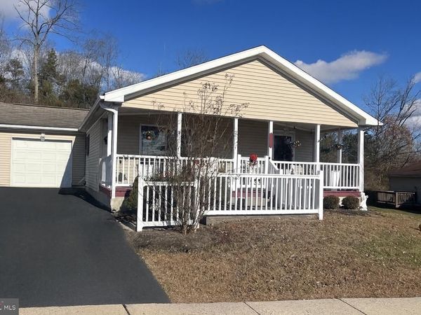 66 RANDOM ROAD, DOUGLASSVILLE, PA 19518