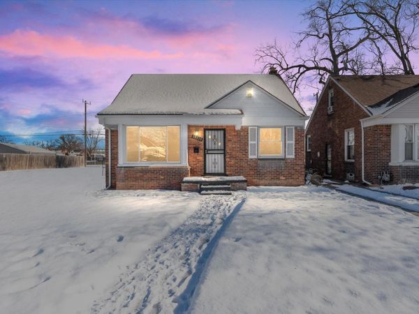 18926 Ashton Avenue, Detroit, MI 48219