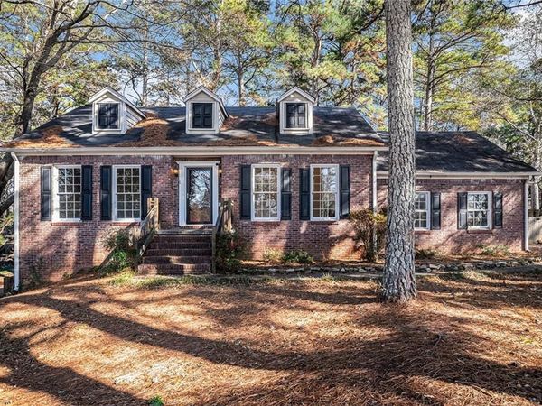 4521 S Roberts Drive, Sugar Hill, GA 30518
