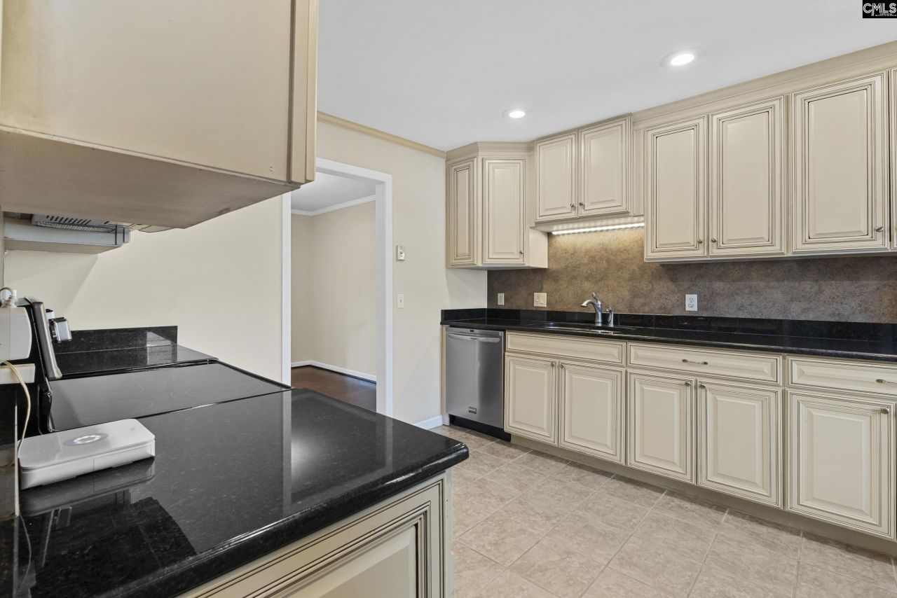 6905 Cleaton Road Photo 11