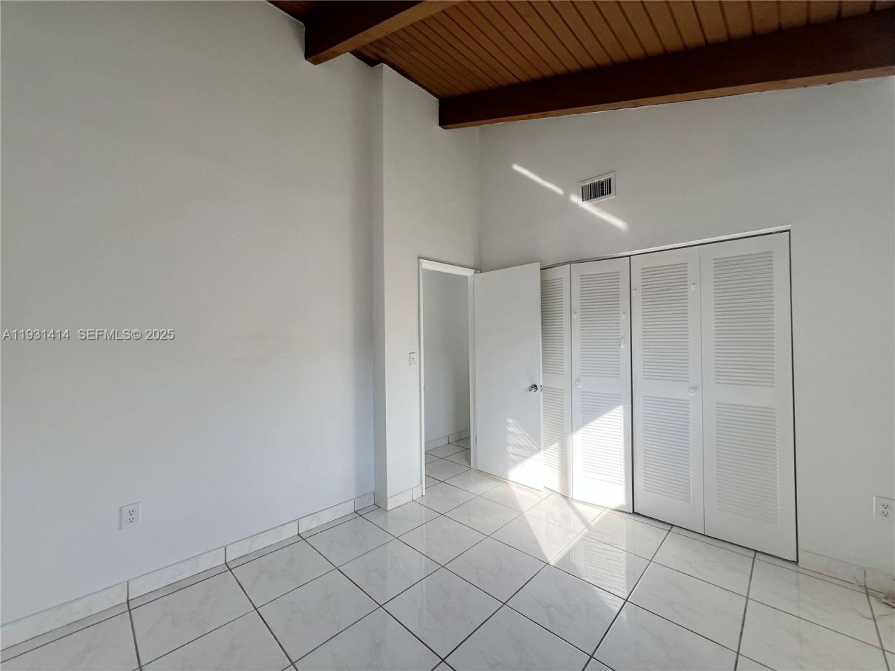 1909 SW 107th Ave, Unit 910, Miami, FL 33165 Photo