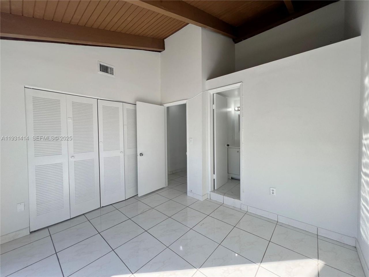 1909 SW 107th Ave, Unit 910, Miami, FL 33165 Photo